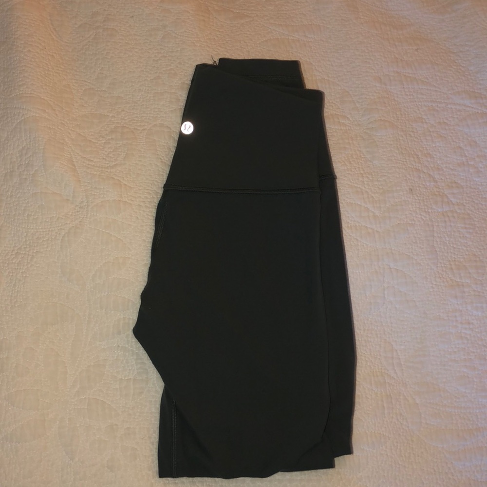Size 6 Army Green Lululemon leggings